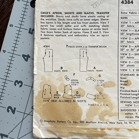 Simplicity 4384 vintage (1950's) child's apron, shorts, pants sewing pattern - Picture 5 of 14